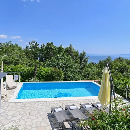 Apartment Grozic - A2 Opatija