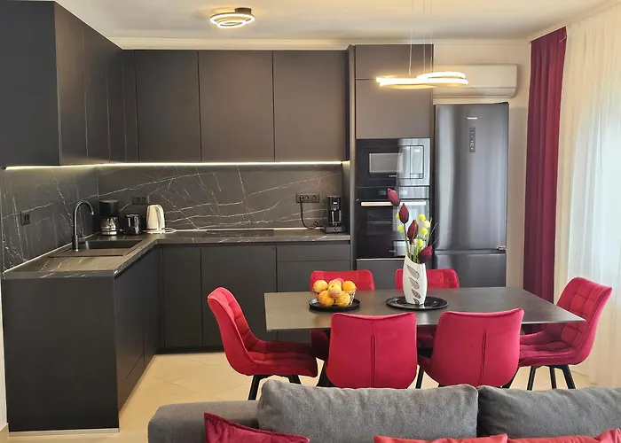 Grozic - A2 Apartman Opatija