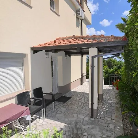 Apartment Grozic - A2 Opatija