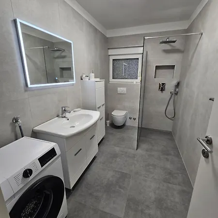 Apartment Grozic - A2 Opatija