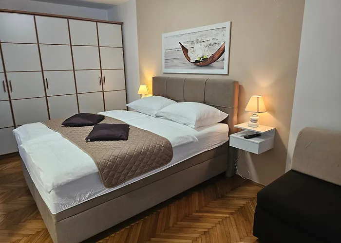 Grozic - A2 Apartman *